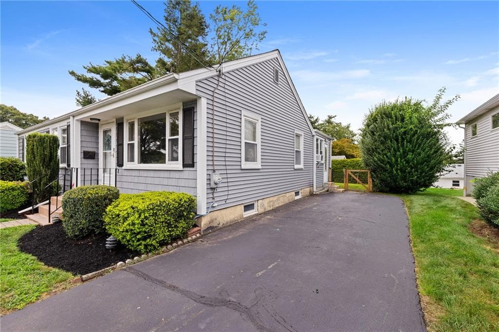 198 Holland Street photo 2