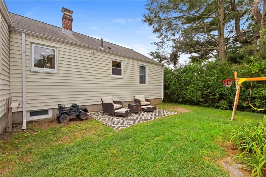 198 Holland Street photo 42