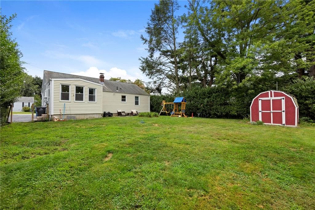 198 Holland Street photo 41