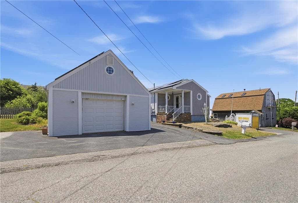 201 Randolph Avenue photo 3