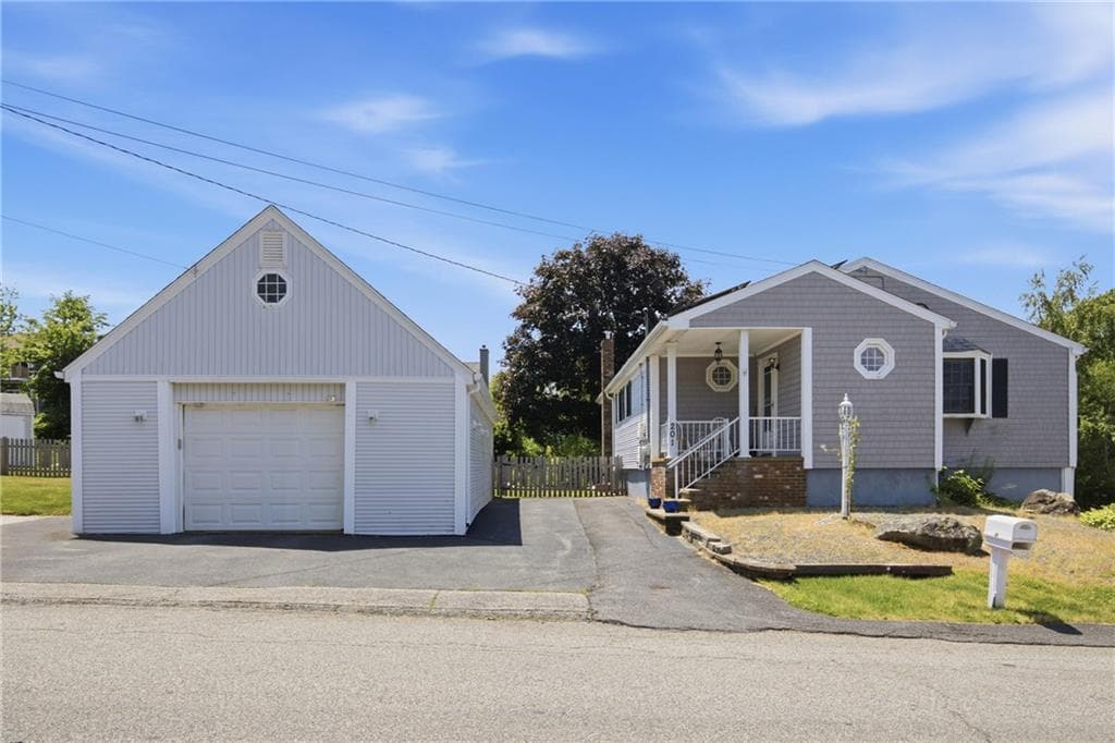 201 Randolph Avenue photo 4