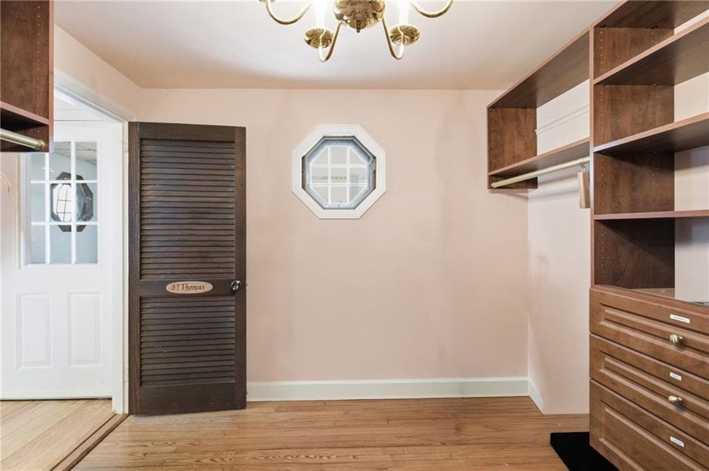 201 Randolph Avenue photo 8