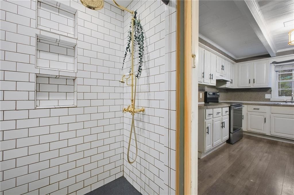 24 Fairbanks Avenue photo 13