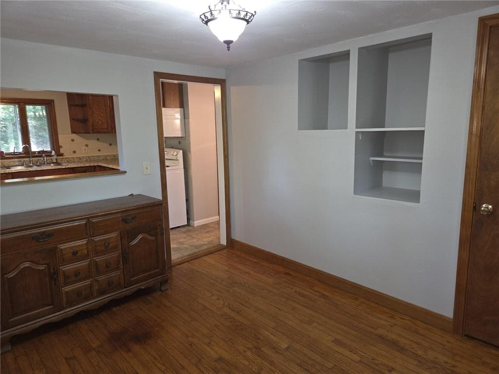 31 Lakeside Drive photo 13