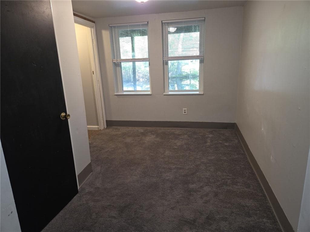 31 Lakeside Drive photo 21