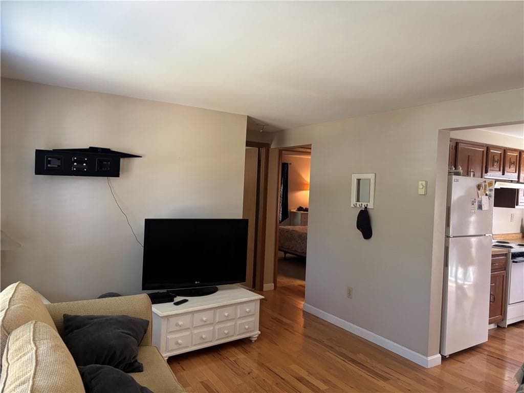 11 Maybrey Drive photo 2