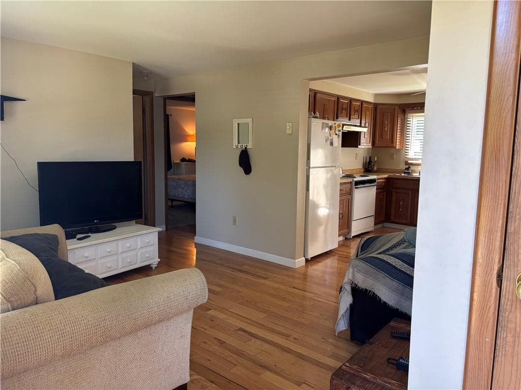 11 Maybrey Drive photo 3