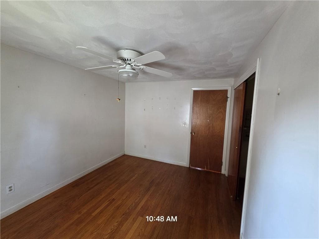 223 Wallace Street photo 9