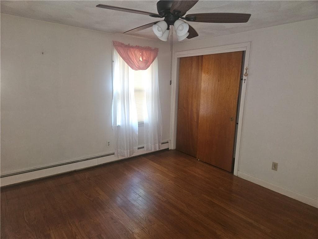223 Wallace Street photo 10