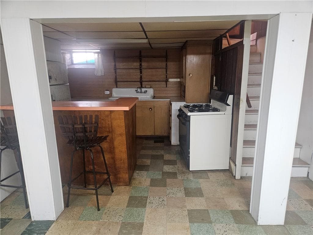 223 Wallace Street photo 21