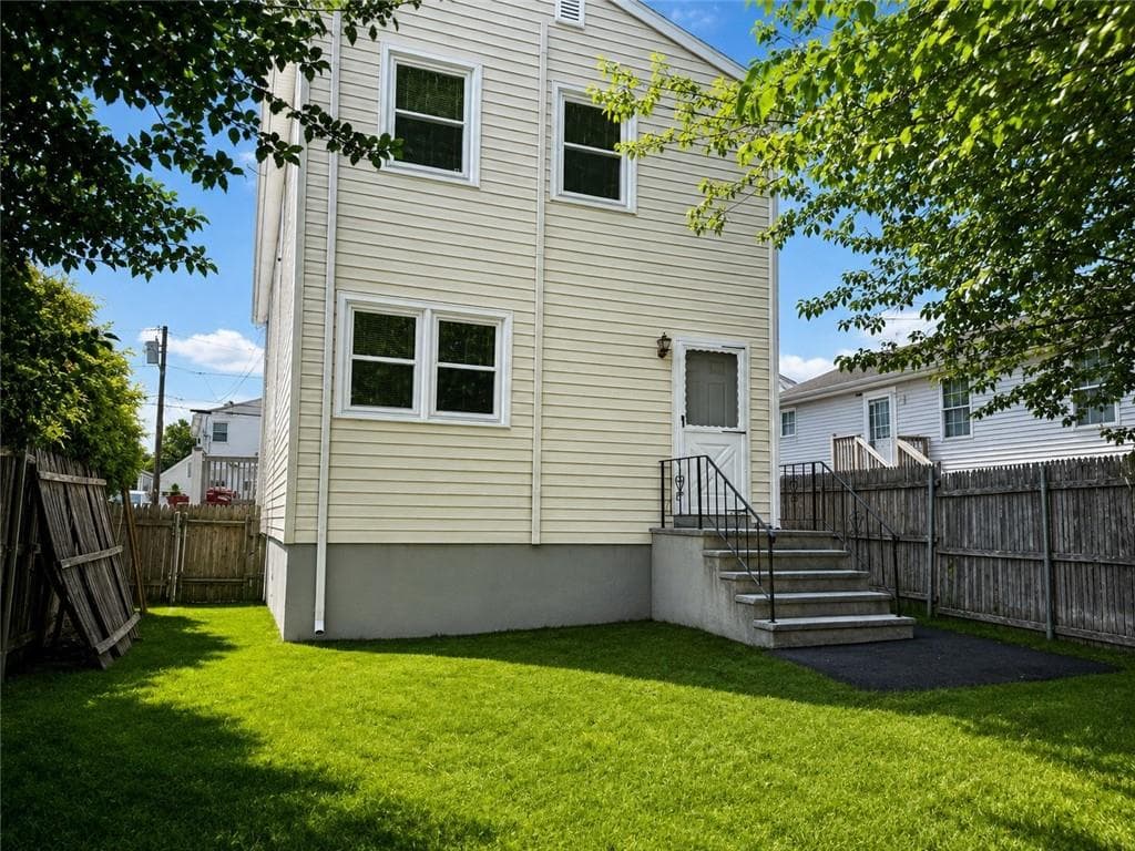 89 91 Manomet Street photo 16