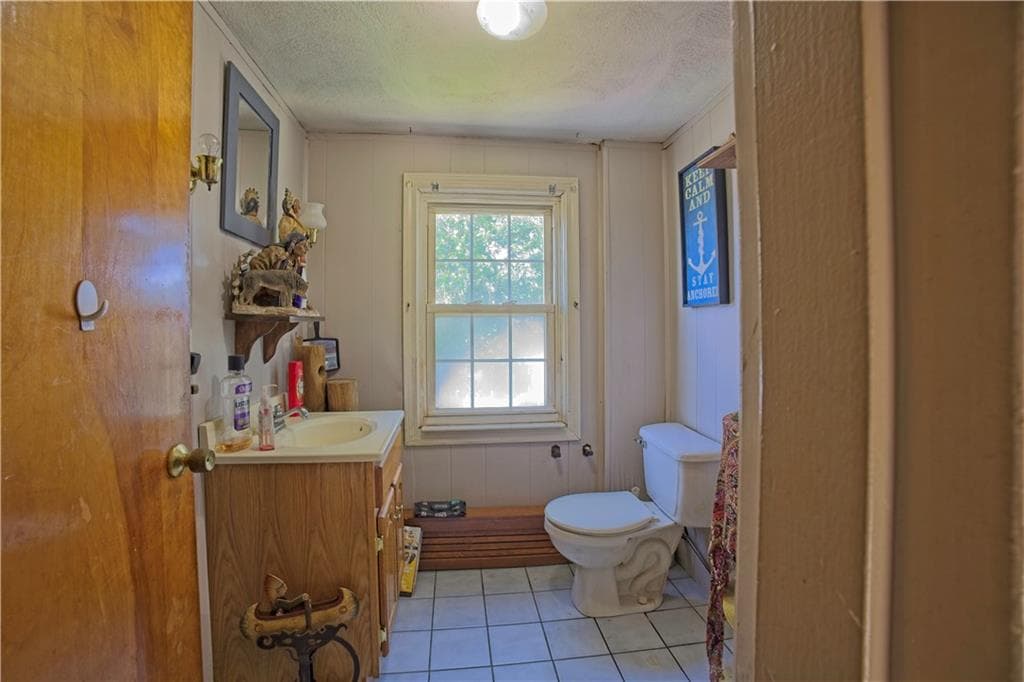 59 Wells Avenue photo 11