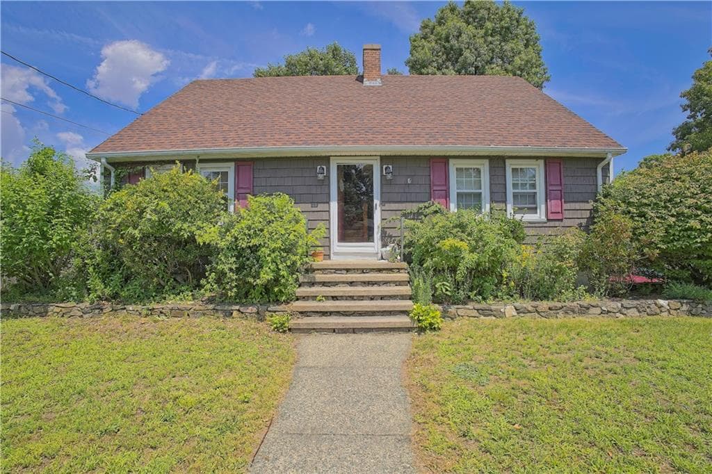 59 Wells Avenue photo 25