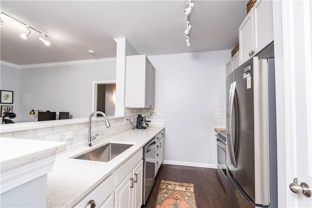 1000 Providence Place UNIT 125 photo 6
