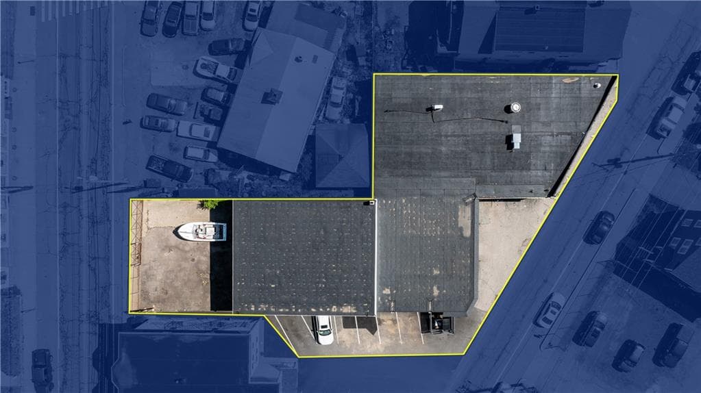 75 Roberts Street photo 2