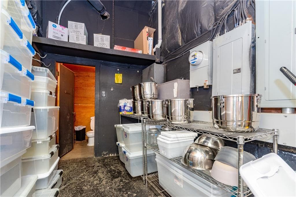 75 Roberts Street photo 26