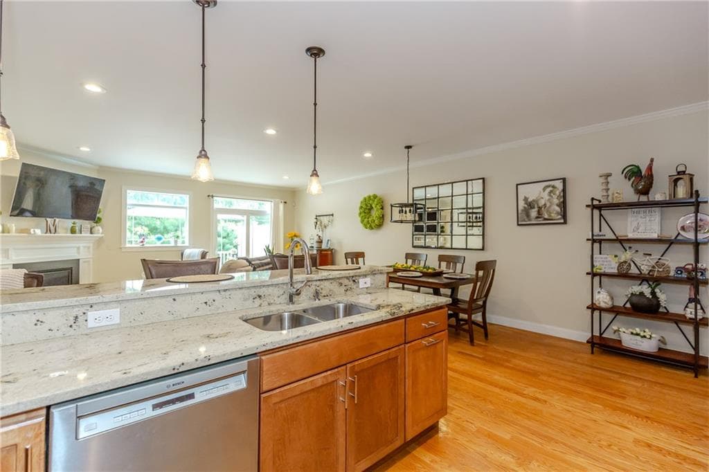 160 Allegra Lane photo 6