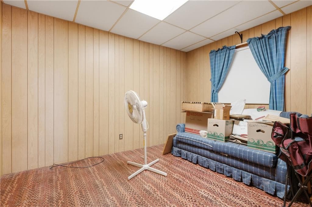 444 Carrington Avenue photo 11