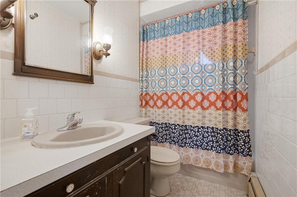 444 Carrington Avenue photo 8