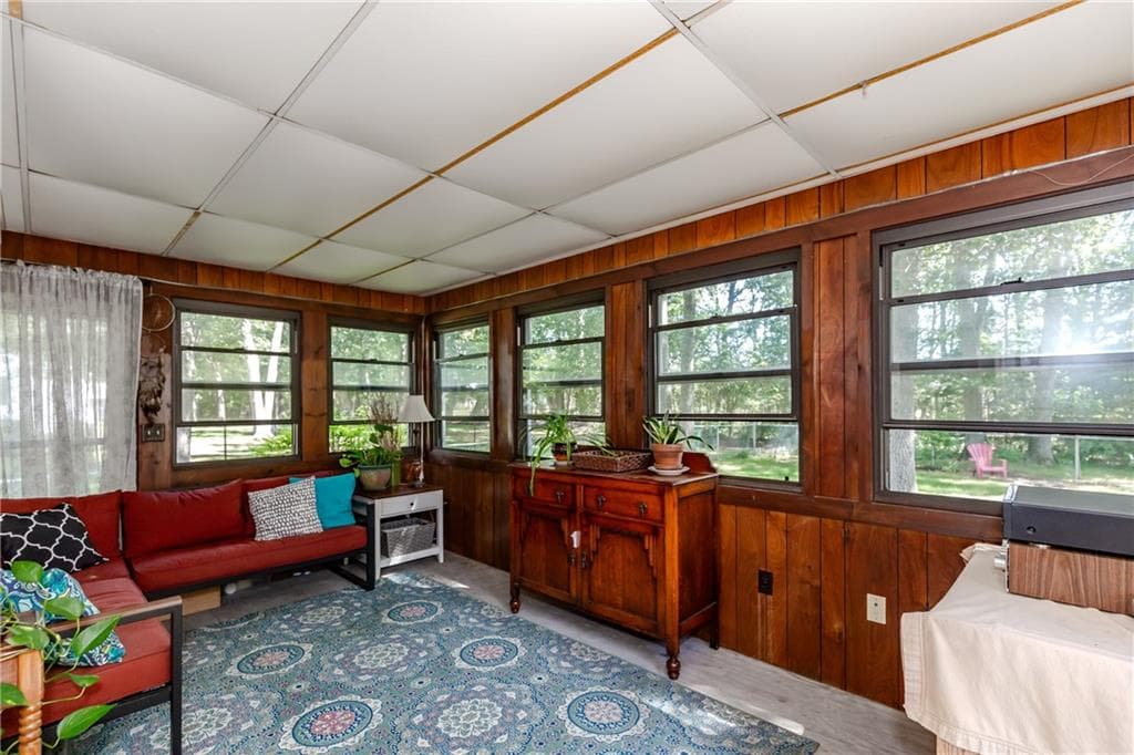 Single Family Residence at 108 Elmwood Drive, North Kingstown, photo 17 of 31