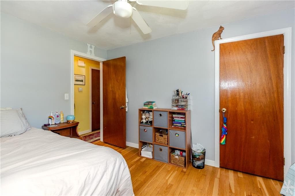 Single Family Residence at 108 Elmwood Drive, North Kingstown, photo 10 of 31