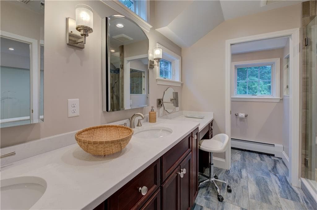 8 Lee Road photo 26