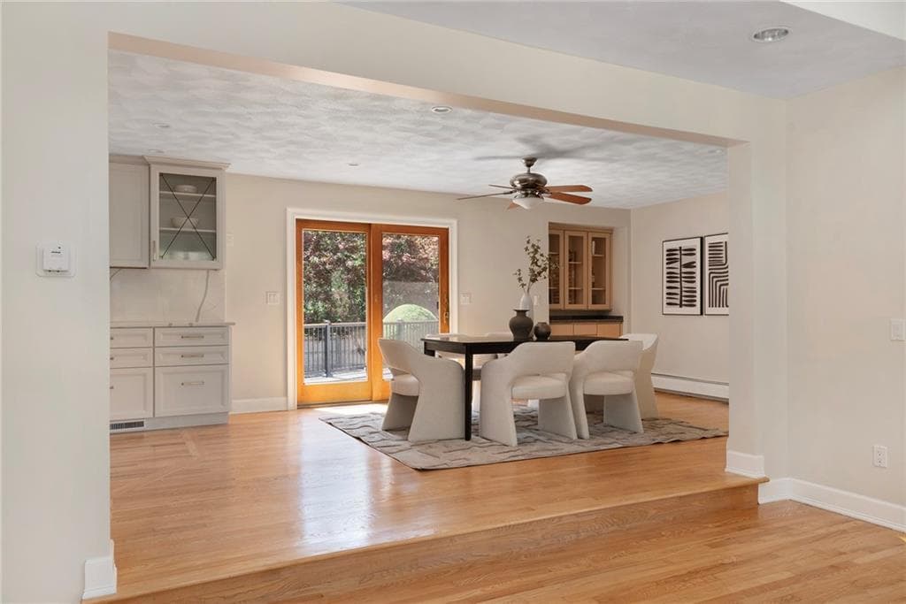 Single Family Residence at 30 Dutchess Drive, Cranston, photo 12 of 47