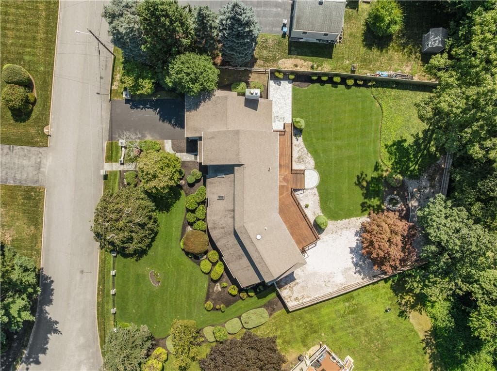 Single Family Residence at 30 Dutchess Drive, Cranston, photo 44 of 47