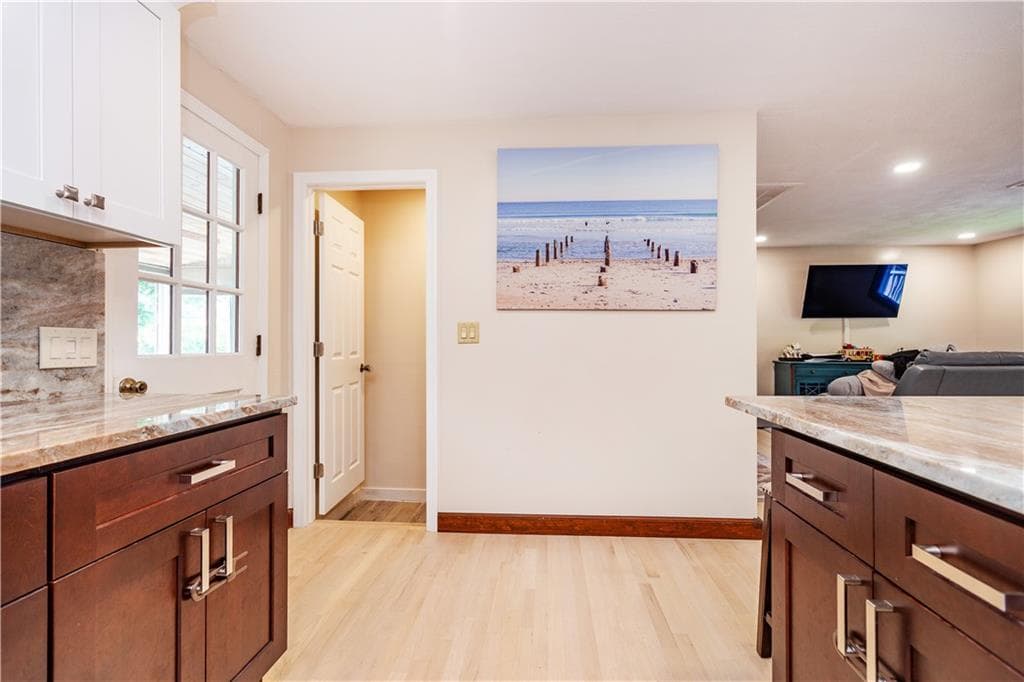 41 Mount View Avenue photo 32