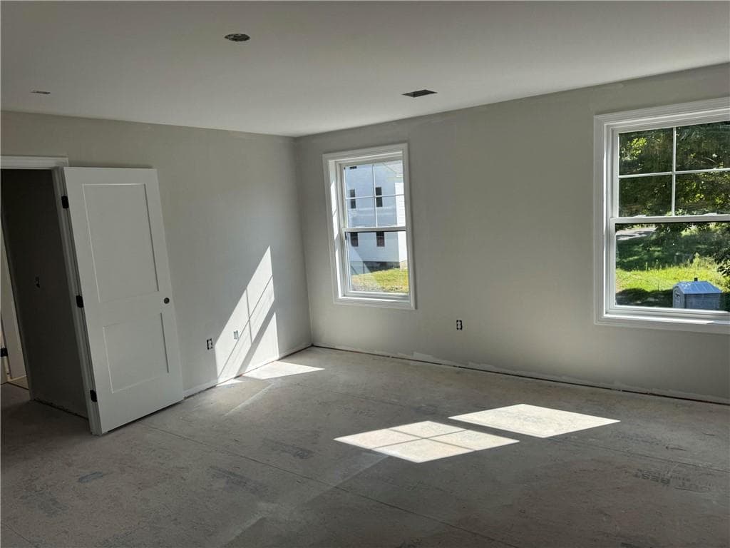 Single Family Residence at 443 Seven Mile Road, Cranston, photo 16 of 21