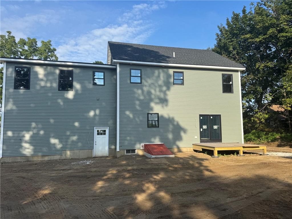 Single Family Residence at 443 Seven Mile Road, Cranston, photo 20 of 21