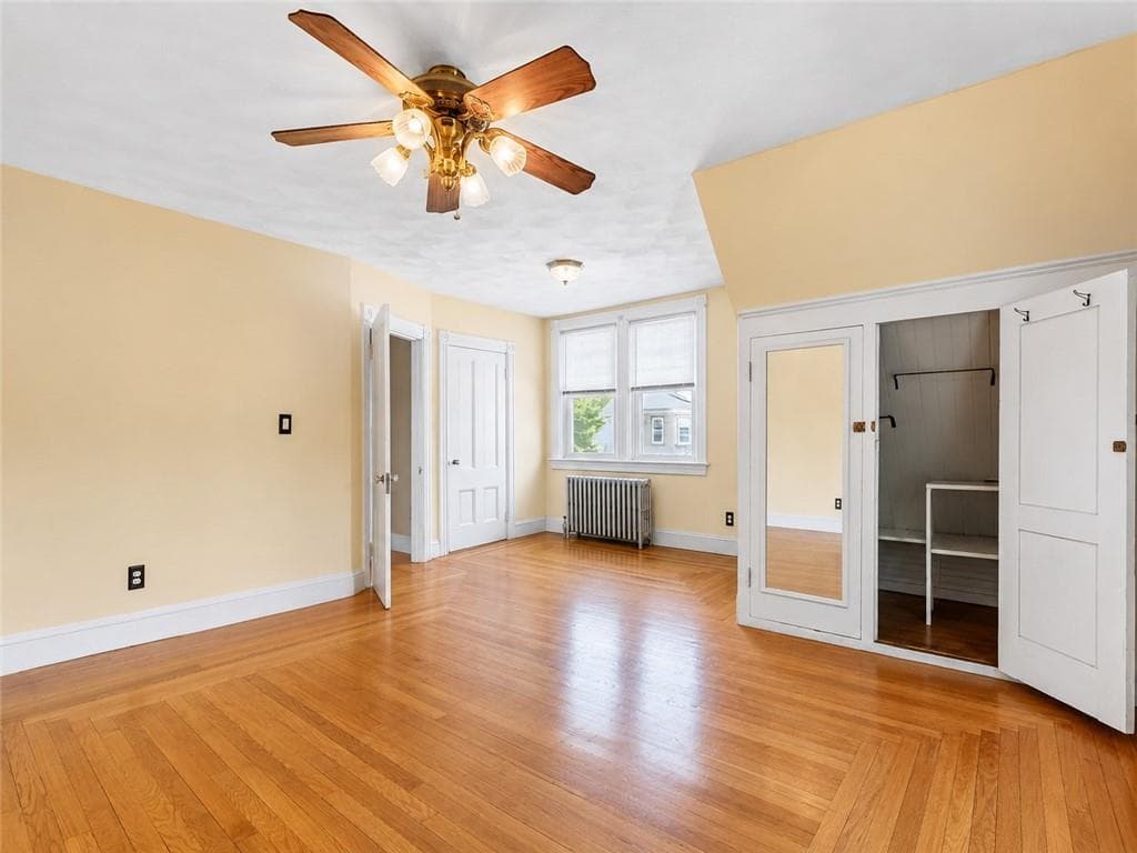 225 Hunts Avenue photo 27