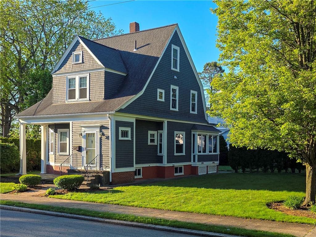 225 Hunts Avenue photo 2