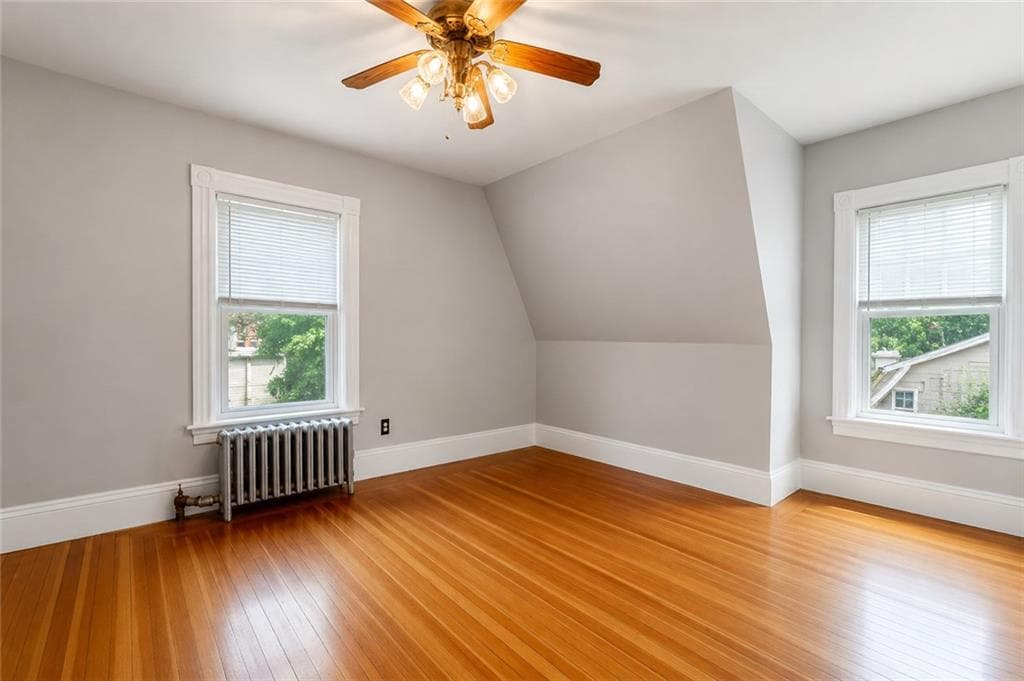 225 Hunts Avenue photo 30
