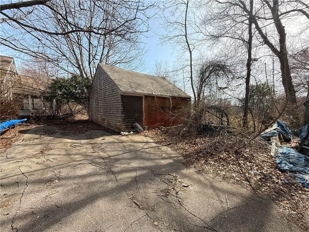 130 Bulgarmarsh Road photo 4