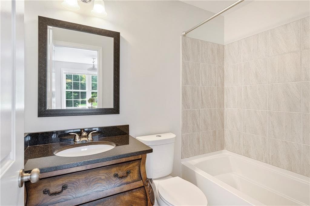 3070 Diamond Hill Road photo 35