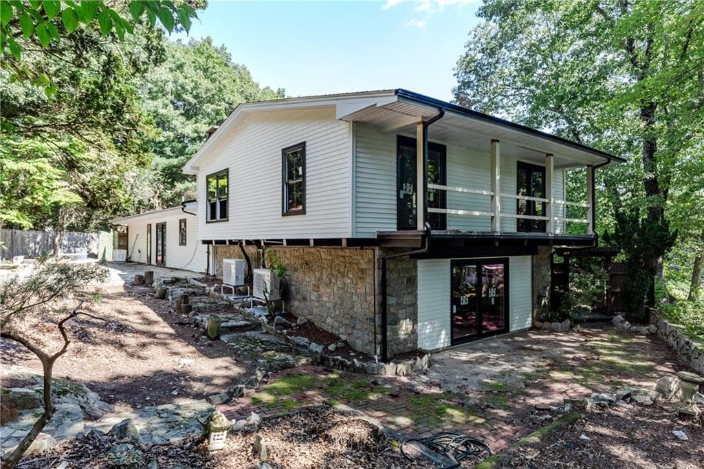 Single Family Residence at 381 Angell Road, Lincoln, photo 3 of 36