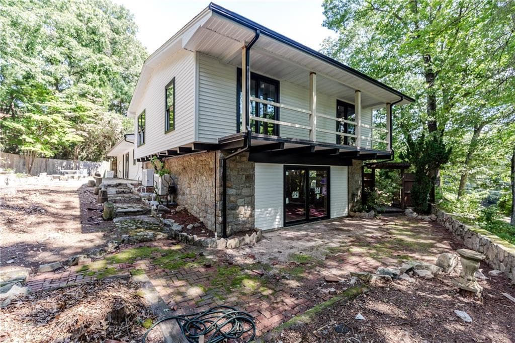 Single Family Residence at 381 Angell Road, Lincoln, photo 4 of 36