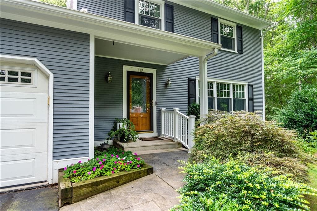 115 Dana Road photo 4