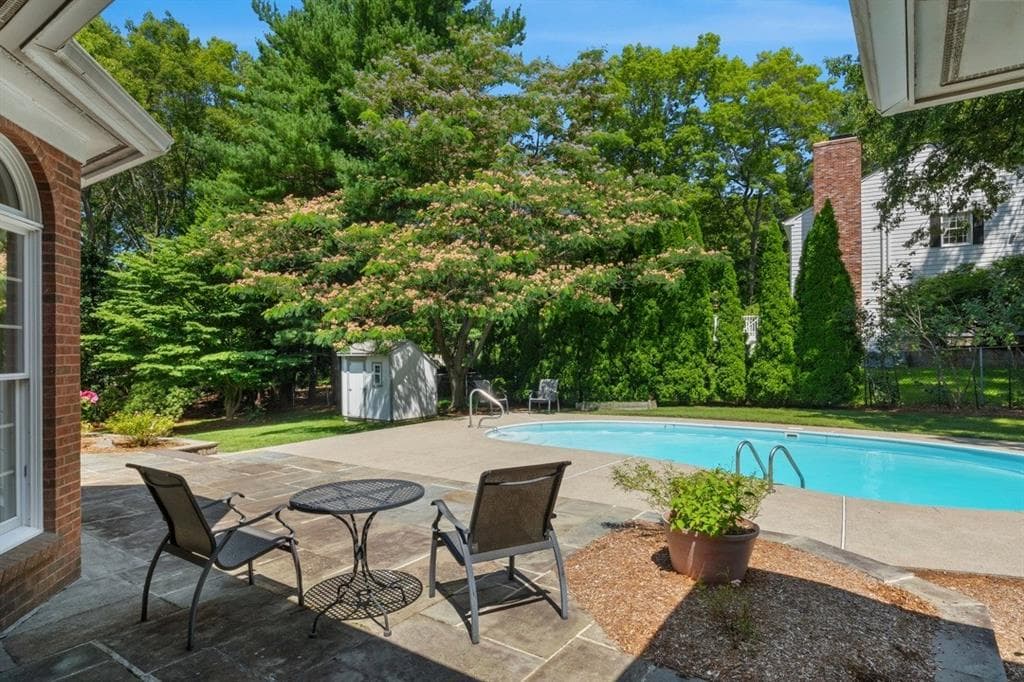 1 Mulberry Court photo 29