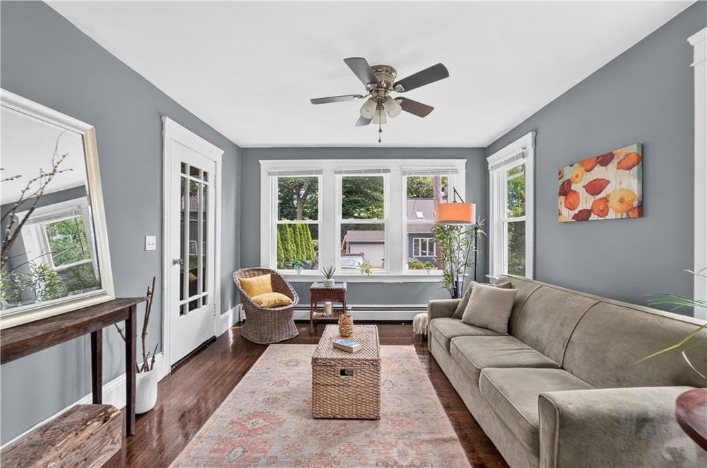 31 Elton Avenue photo 6