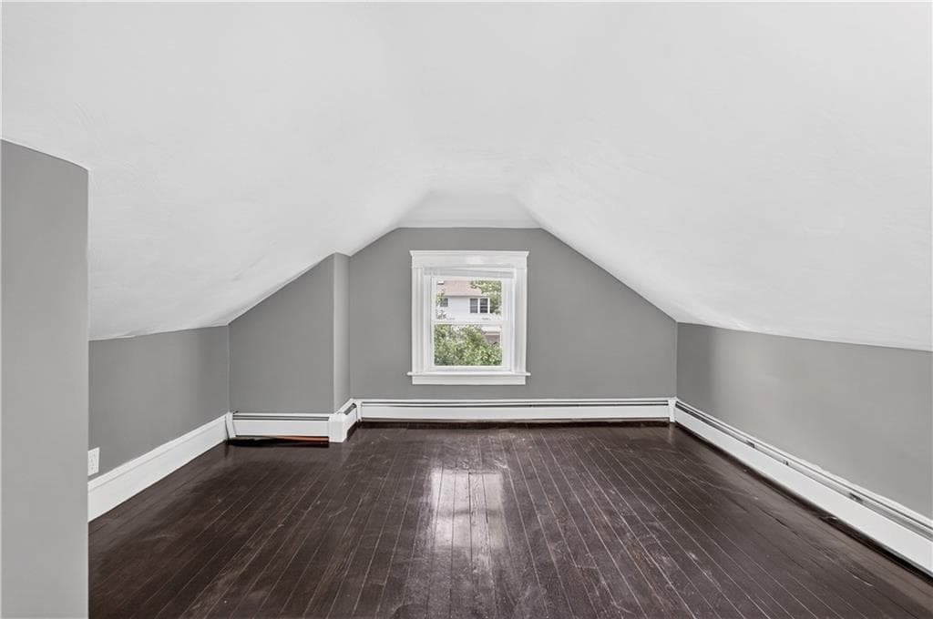 31 Elton Avenue photo 24