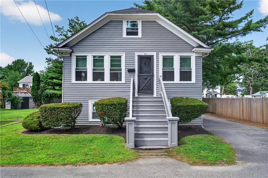 31 Elton Avenue photo 35