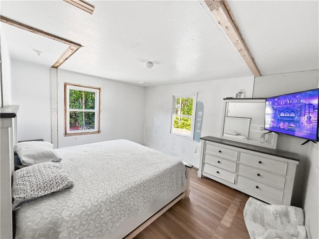 Single Family Residence at 50 Driftwood Drive, Charlestown, photo 14 of 28