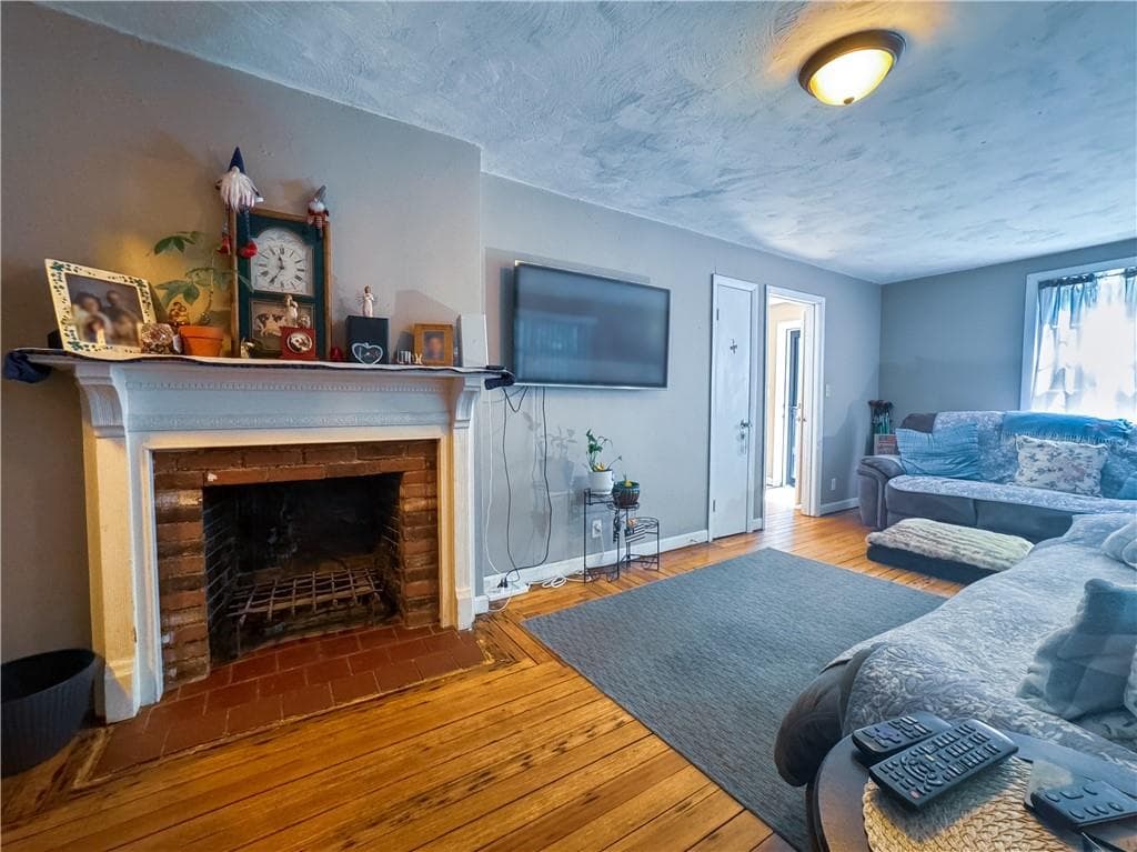 16 Jennison Road photo 12