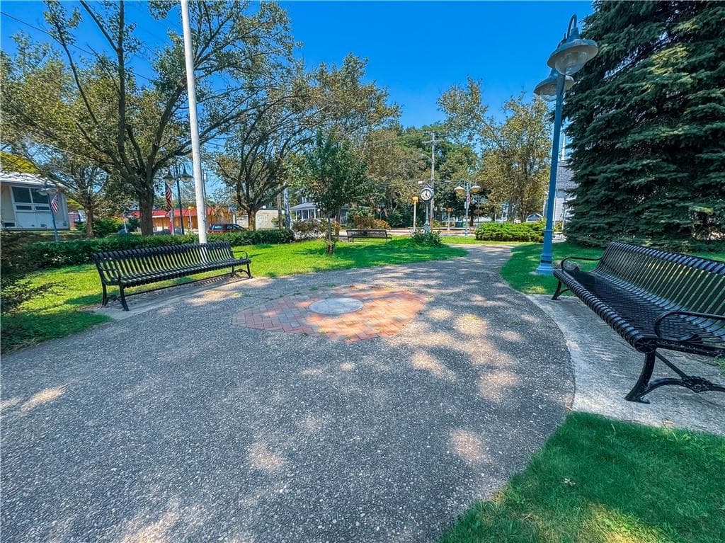 16 Jennison Road photo 37