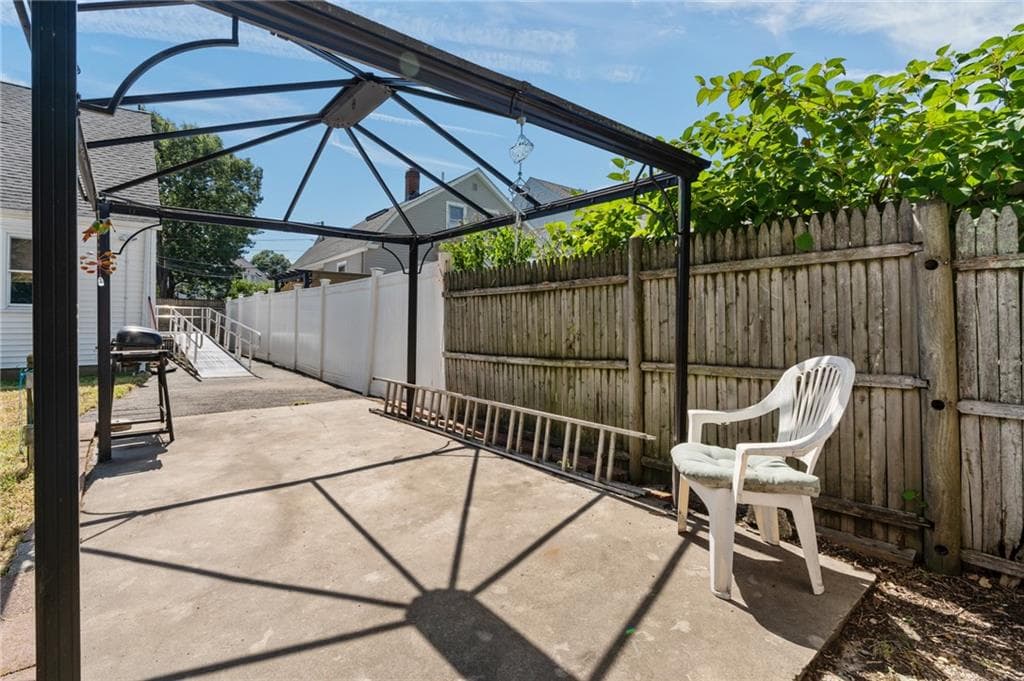39 Wollaston Street photo 38