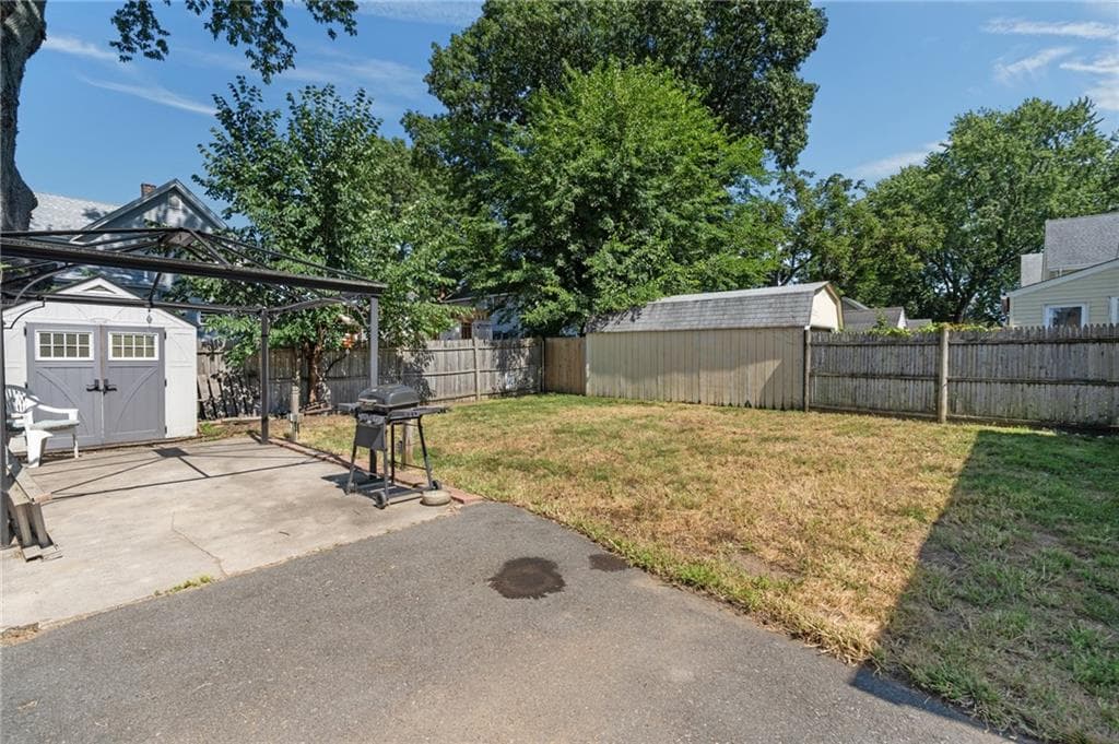 39 Wollaston Street photo 35
