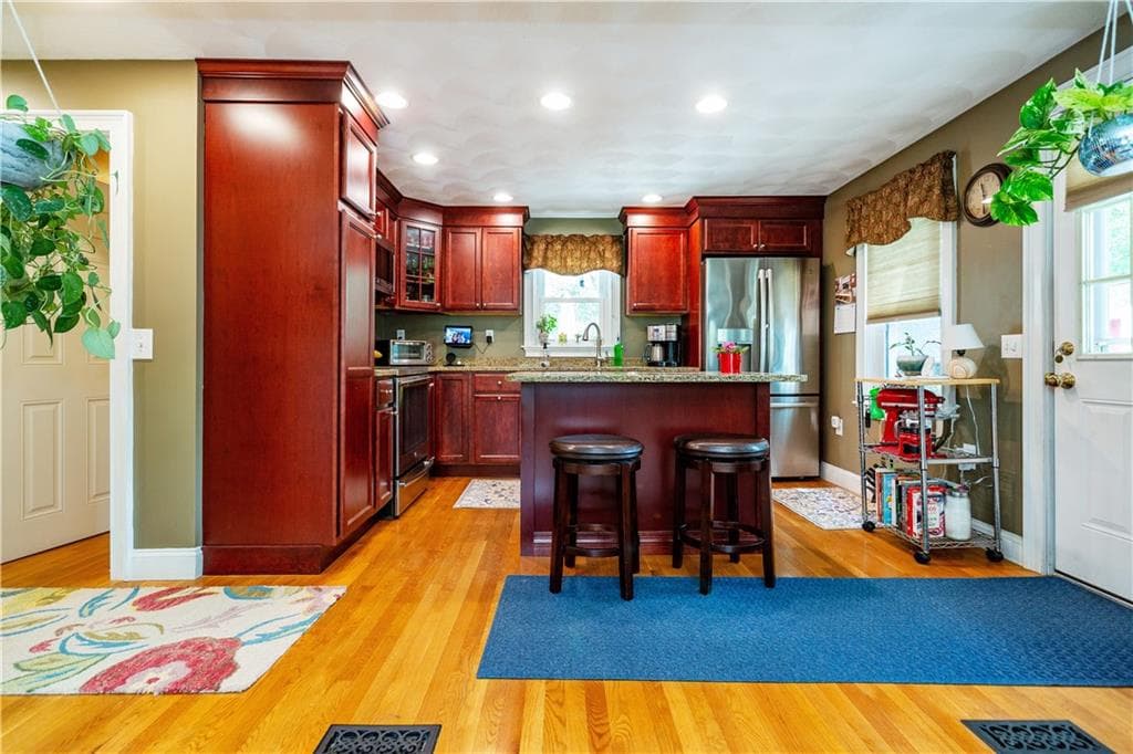 Single Family Residence at 315 Crompton Road, East Greenwich, photo 12 of 41
