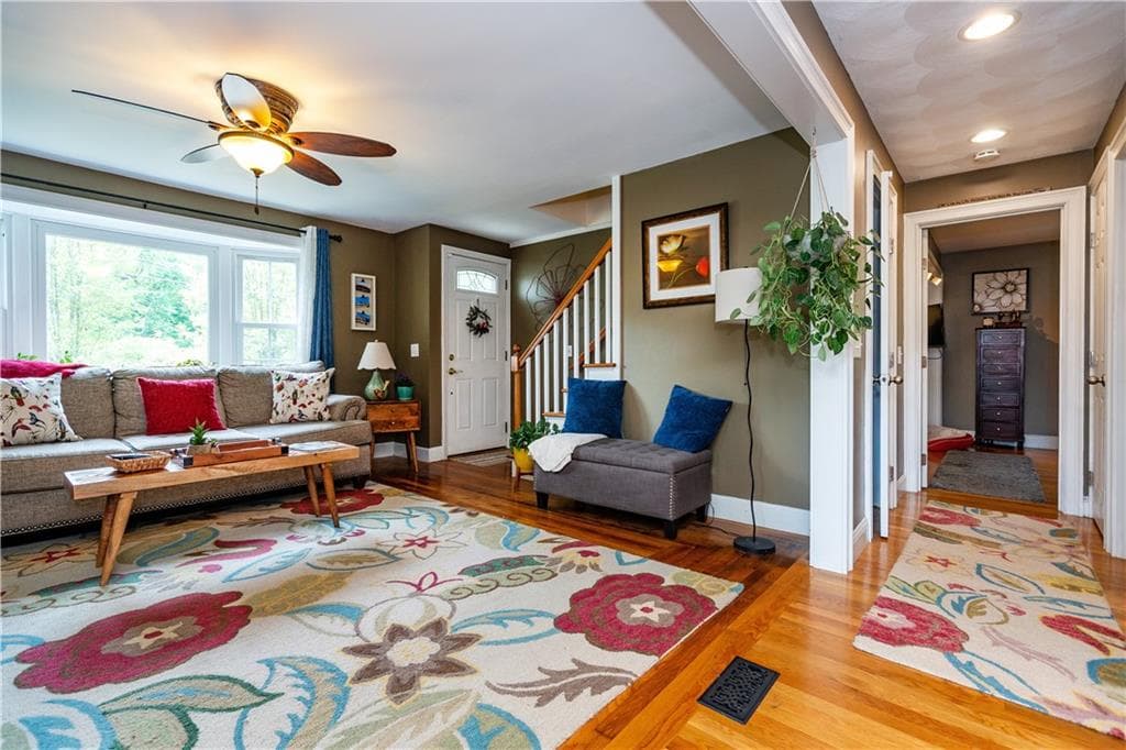 Single Family Residence at 315 Crompton Road, East Greenwich, photo 10 of 41